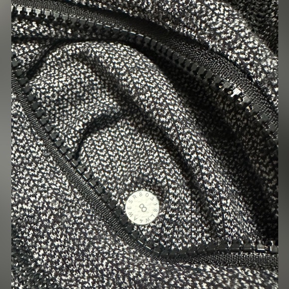 **SOLD** Lululemon Define Jacket - Picture 7 of 7